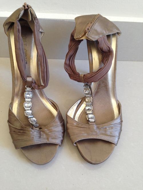 high heeled strappy pumps zipper back size 33 38 gold r780 00 ...